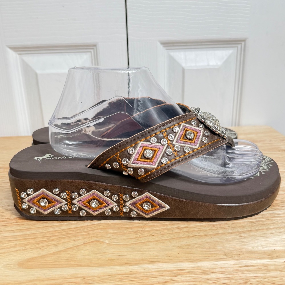 Montana West Platform Flip Flops 10 Brown Western Boho Rhinestone Bling Sandals